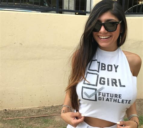 meakalifa|Mia K. (@miakhalifa) • Instagram photos and videos